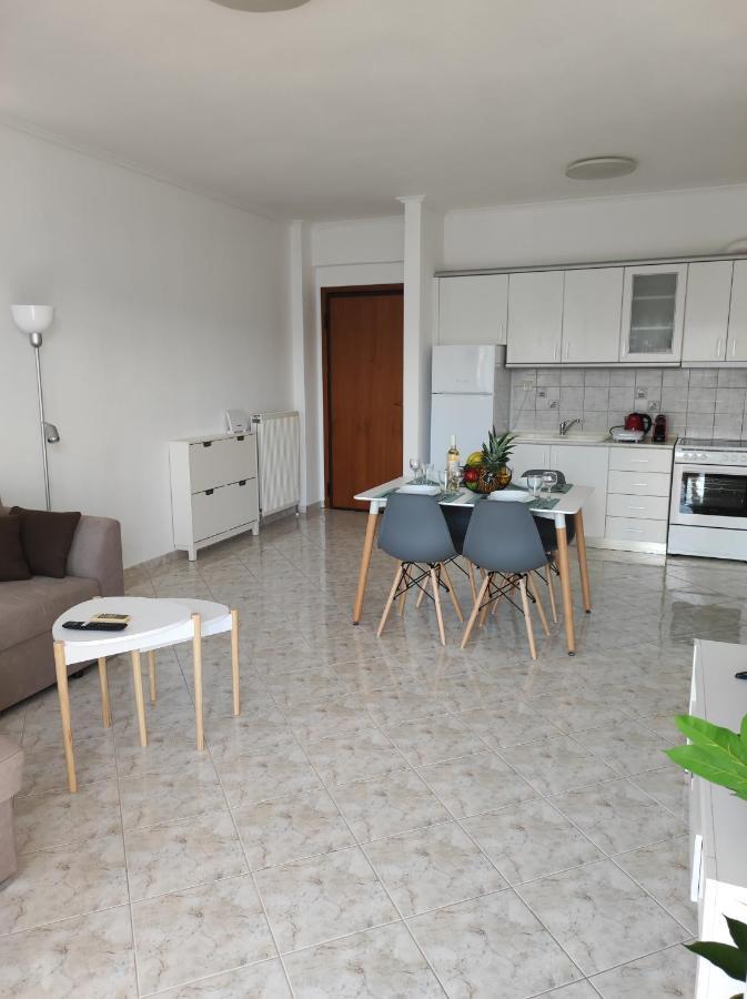 Apartment Sea Breeze Ii *